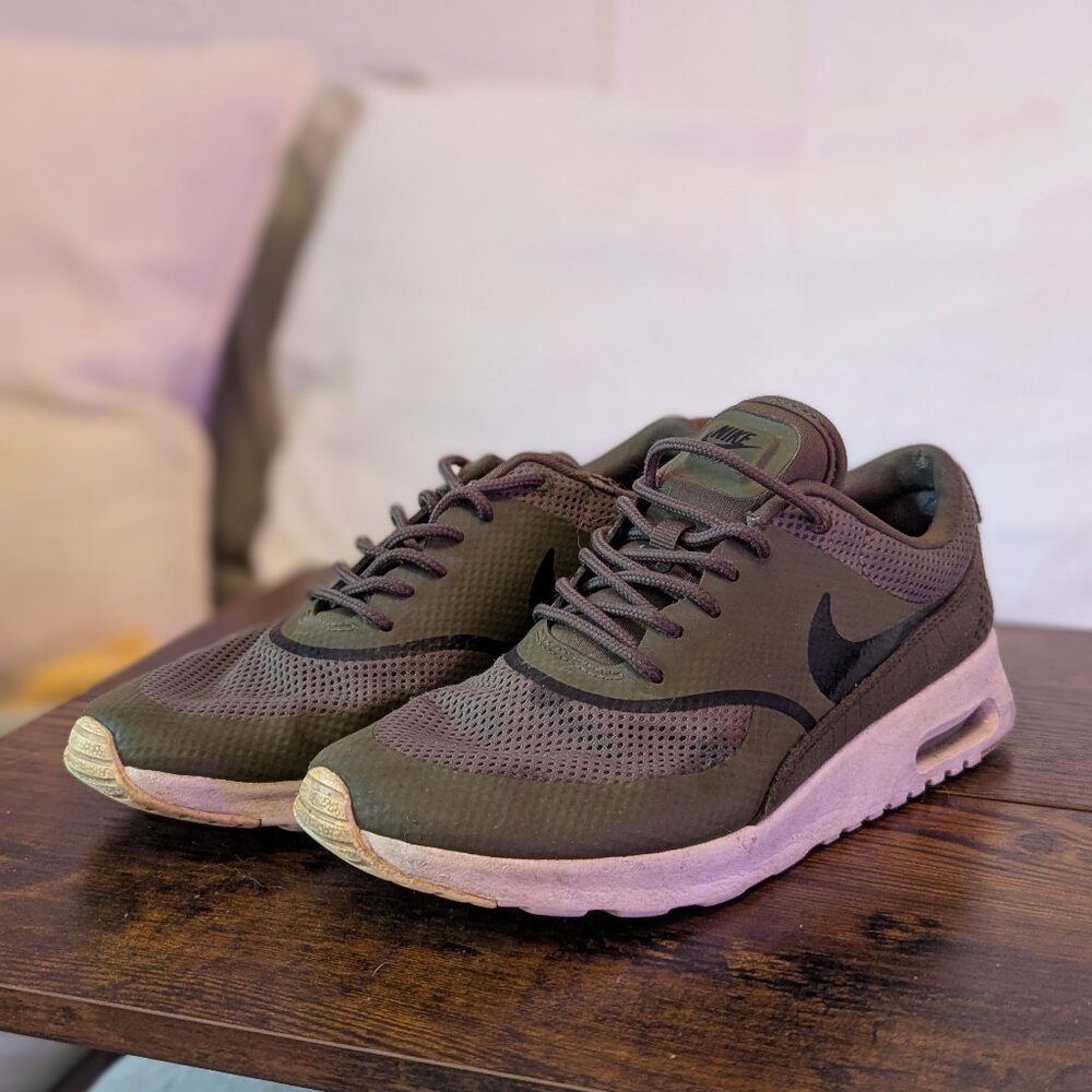 Air max Thea olive green